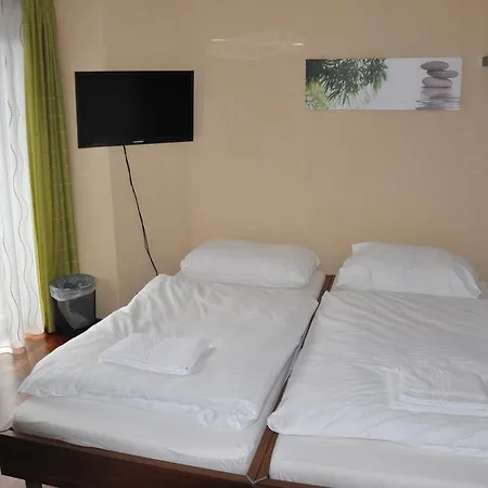 Cityxpress Zell Am *