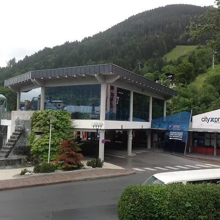 公寓 Cityxpress Zell Am